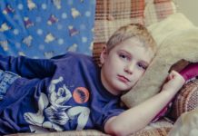 Przeziębienie u dziecka – sposoby na łagodzenie bólu Przeziębienie u dziecka - sposoby na łagodzenie bólu