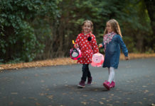 Gadżety odblaskowe dla przedszkolaków – zobacz, które wybrać!