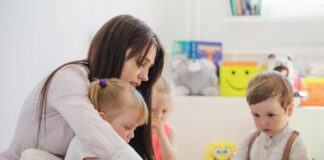 Cechy dobrej opiekunki do dziecka