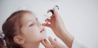 Uciążliwy katar u dziecka