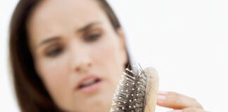 Czym jest łysienie plackowate