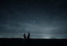 Dlaczego gwiazdy noszą za duże buty?