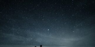 Dlaczego gwiazdy noszą za duże buty?