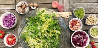 Jak zrobić sałatkę królewska?