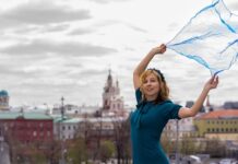 Czy noszenie dziecka w chuście jest bezpieczne?