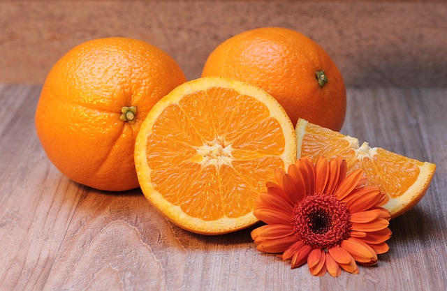 Kiedy można dać dziecku pomarańcze?