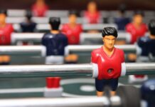 Jak po angielsku są piłkarzyki? Jak po angielsku są piłkarzyki?